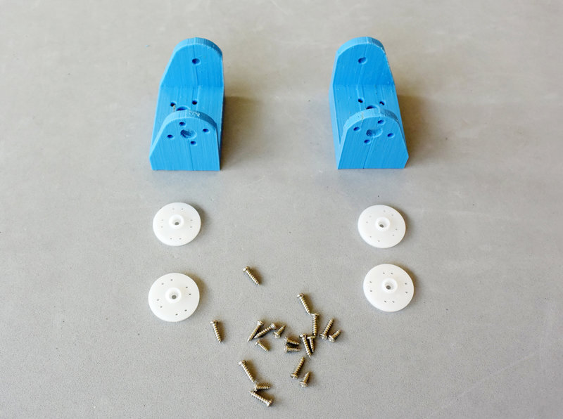 Parts for the shoulders